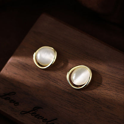 Women's Stone Ear Elegant Mini Petite Fashion Earrings