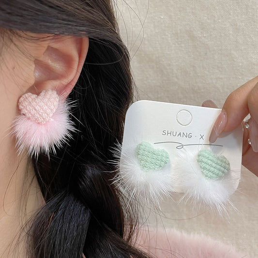 Women's Fresh Colored Loving Heart Fur Ball Sier Earrings