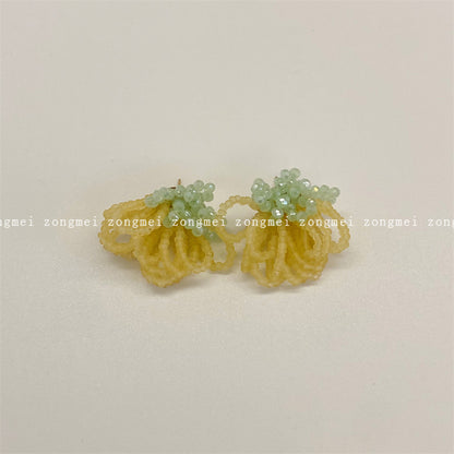 Contrast Color Beaded Ear Clip Flower Earrings