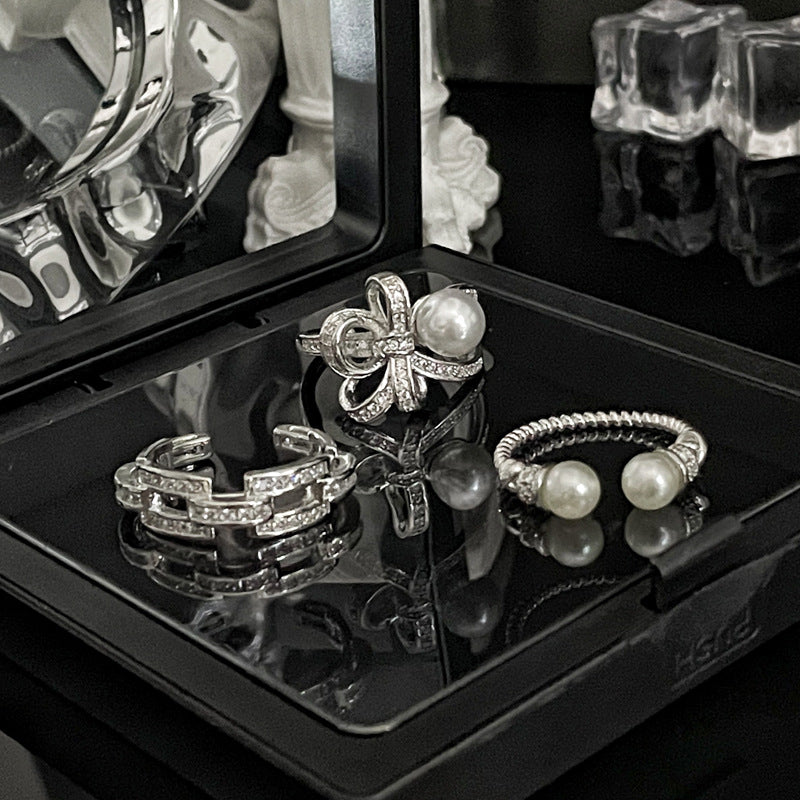 Women's High-grade Bow Open-end Pearl Cold Style Rings