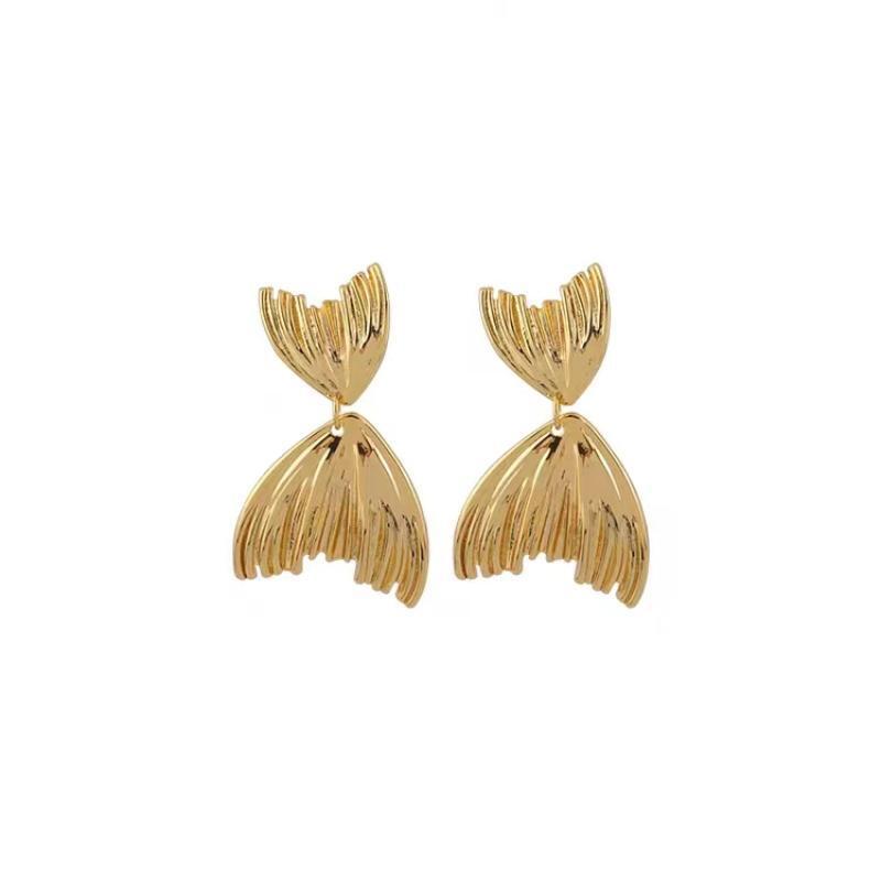 Cold Style Pleated Fishtail Shape Unique Design Earrings