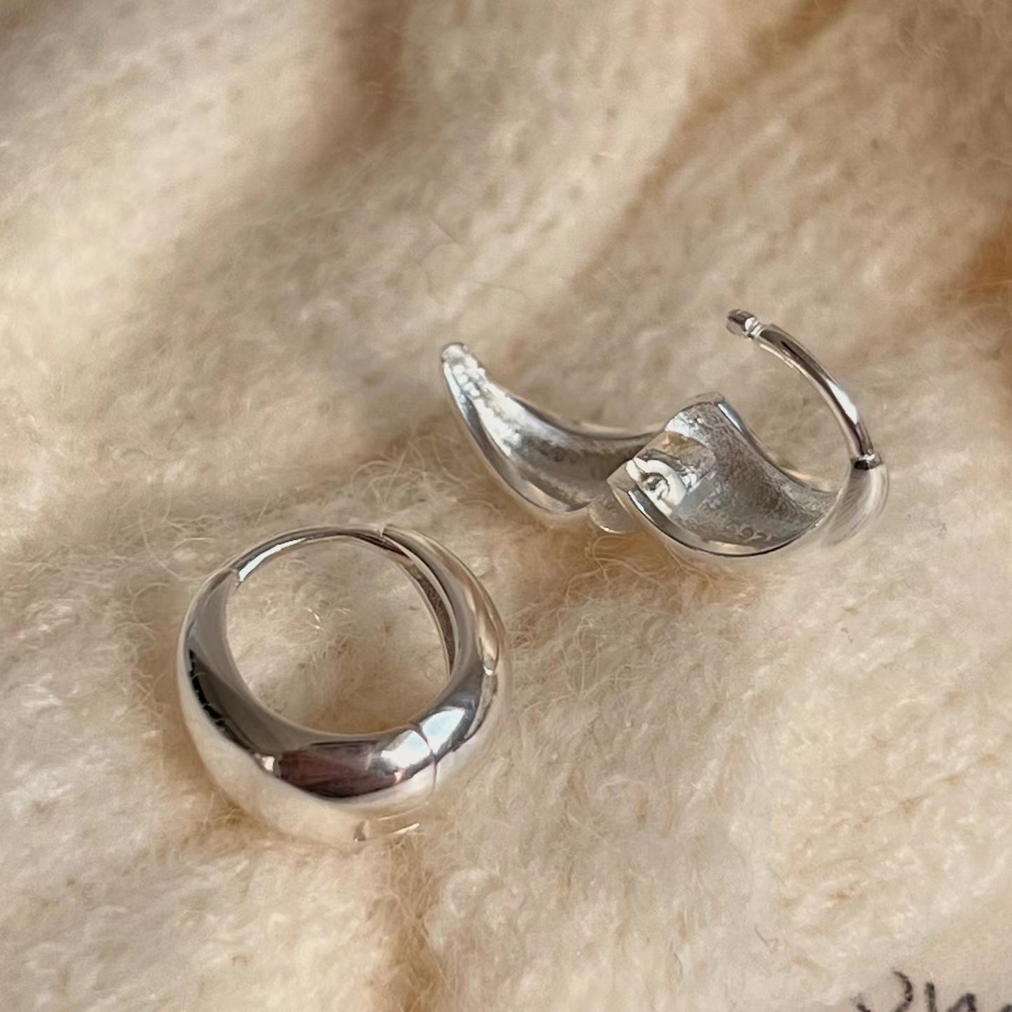 Women's Style Sterling Sier Glazed Surface Ear Rings