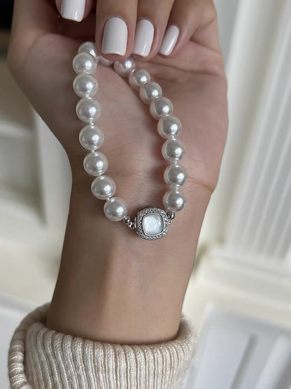 Sugar Light Luxury High-grade Pearl White Shell Bracelets