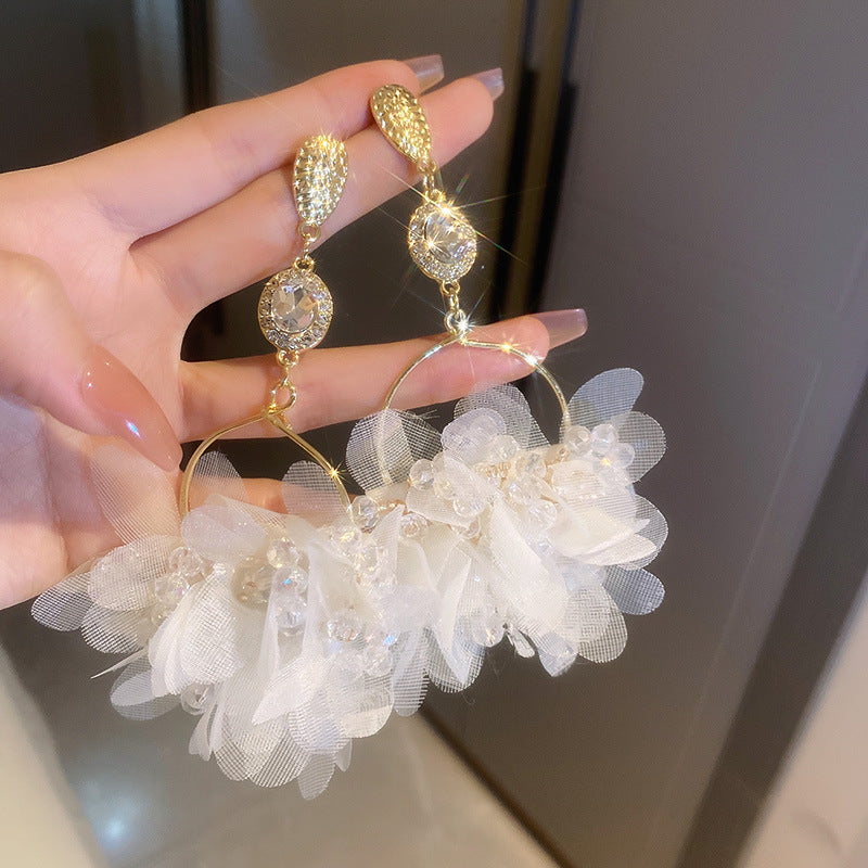 French Retro Flower Tassel Pearl Princess Style Affordable Luxury Earrings