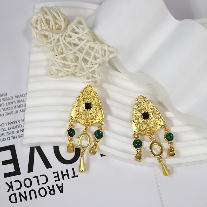 Women's Palace Style Niche High-grade Vintage Ornament Earrings