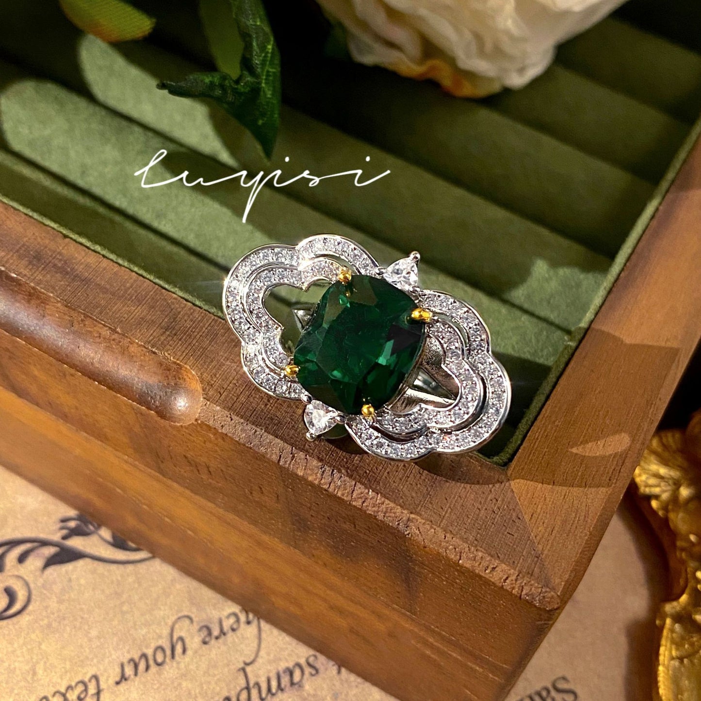 Affordable Luxury Fashion Design Artificial Emerald Princess Square Diamond Rings