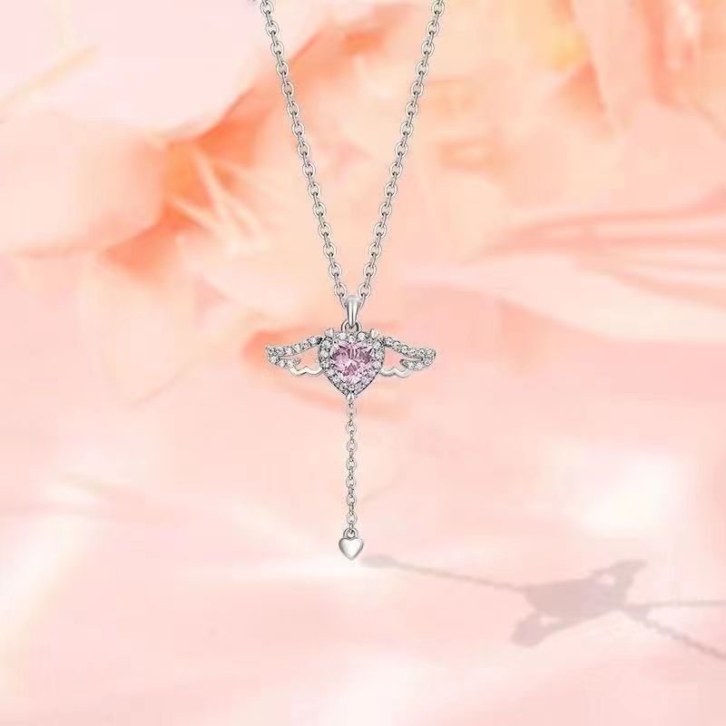 Female Light Luxury Romantic Angel Wings Clavicle Necklaces