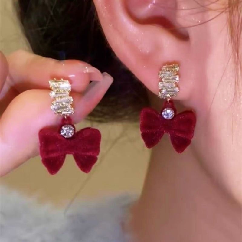 Women's Red Light Luxury High Sense Delicate Earrings