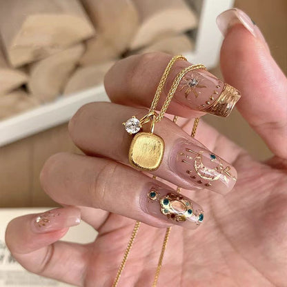 Sier Brushed Cube Sugar Light Luxury Necklaces