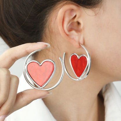 Women's Exquisite Love Heart Simple High-grade Ear Earrings