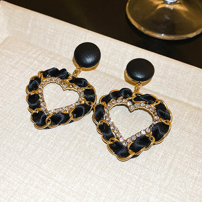 Needle Black Crystal Geometric Ear Minority Fashion Temperament Entry Earrings