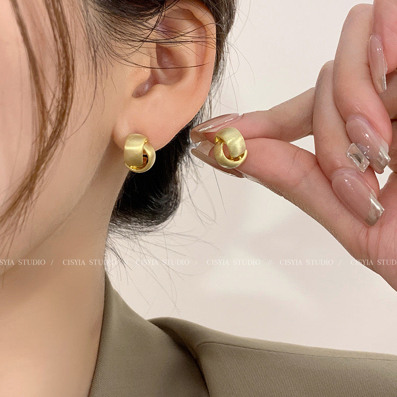 Women's Brushed Light Luxury Niche Design Ear Rings