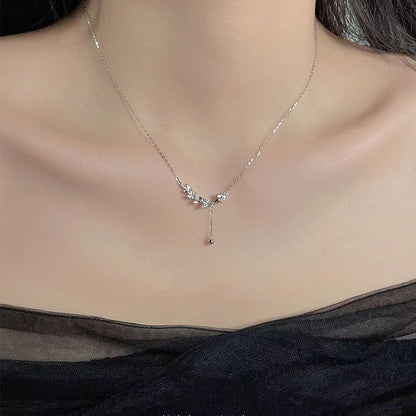 Women's Pearl Clavicle Chain Neck Light Luxury Necklaces