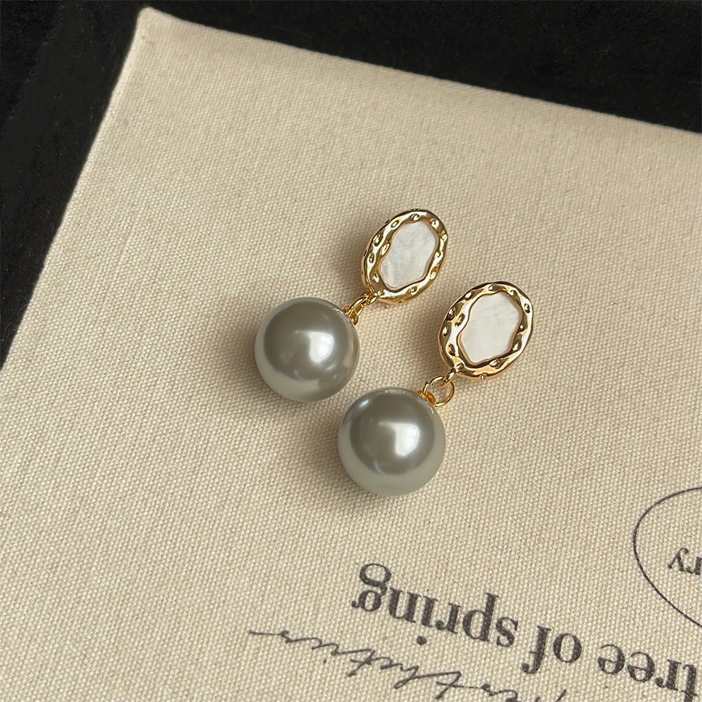 Women's Cold Feeling Quality Pearl Light Luxury Earrings