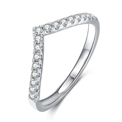 V-shaped Simulation Moissanite Diamond Stackable One-word Row Rings