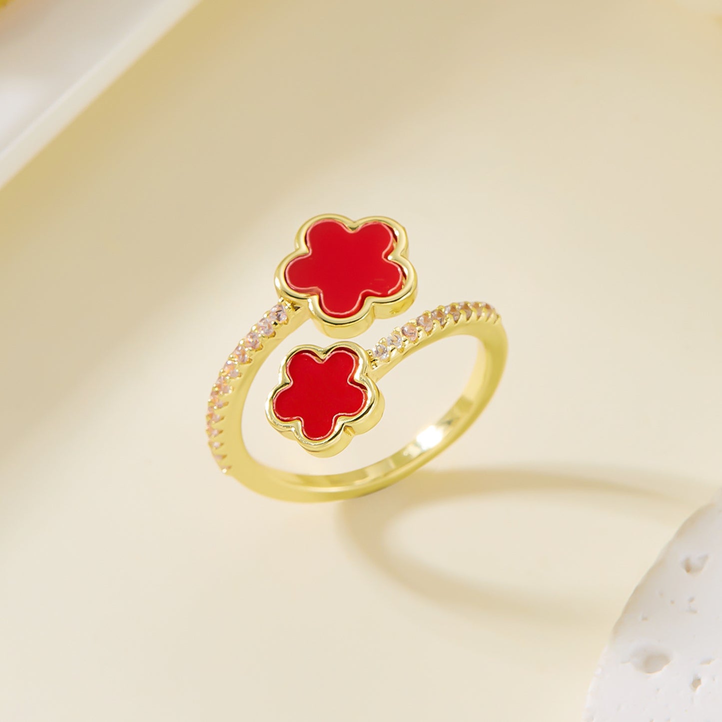 High Sense Five Petal Flower Open Inlaid Rings