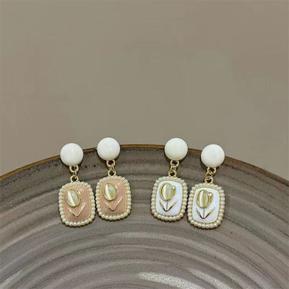 Pearl Opal Tulip Female Gentle Light Earrings