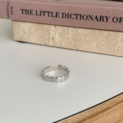 Women's Simple Design Small Pieces Of Sier Pearl Rings