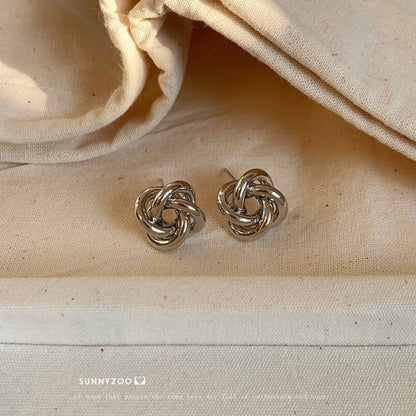 Twist Simple Design Minority Hollow Metal Earrings