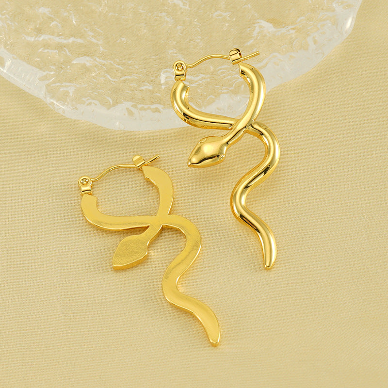 Women's Snake-shaped Titanium Steel Ear Clip Niche Personality Gold-plated Earrings