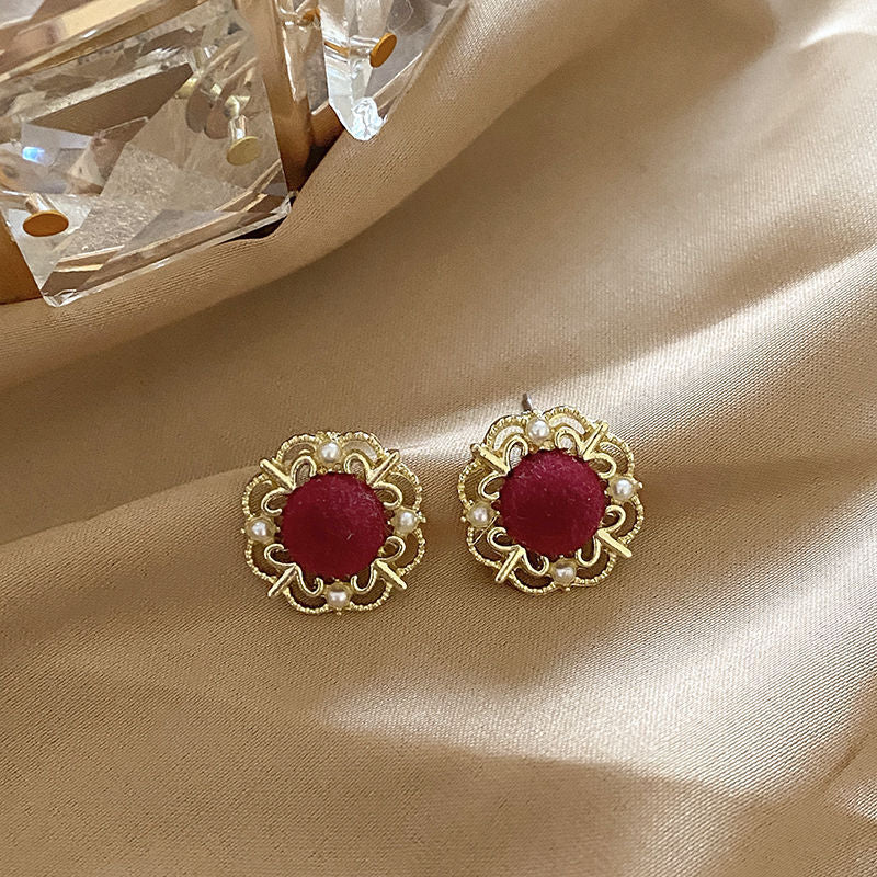 Women's Red Retro Style Light Luxury High-grade Earrings