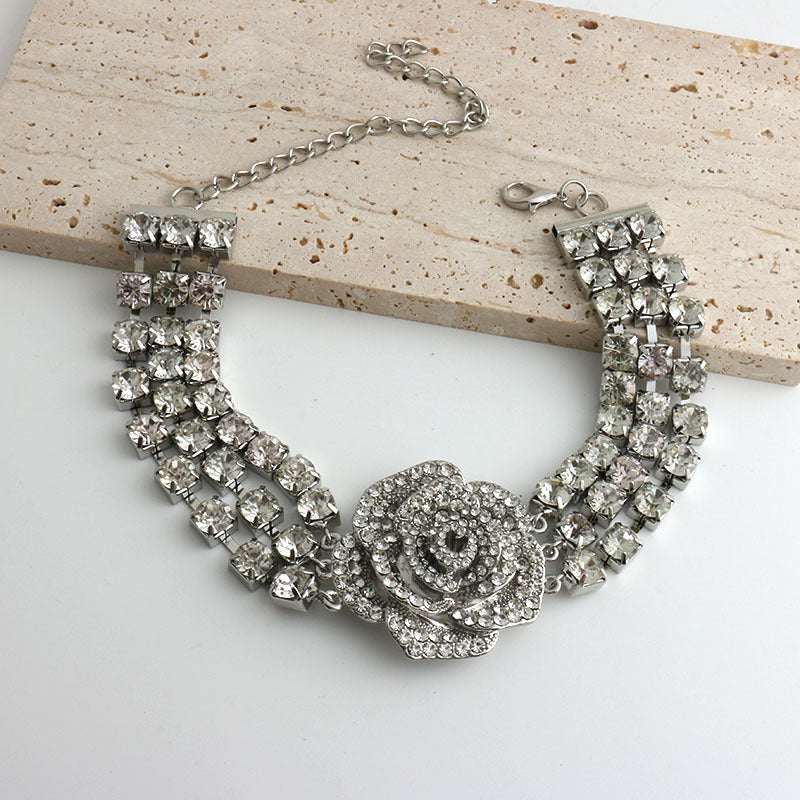 Temperament Beautiful Flowers High-grade Personality Fashion Necklaces