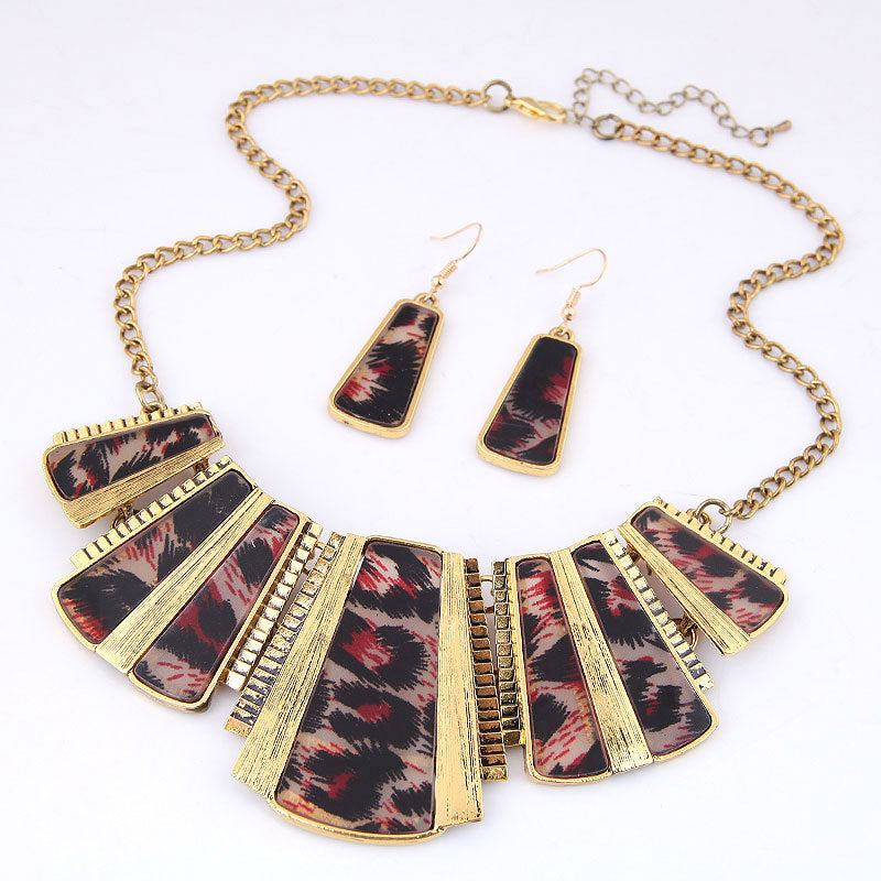 Fashion Vintage Leopard Print Sweater Chain Set Necklaces