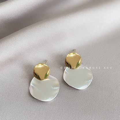 Frosty Style High-grade Temperament Female Design Earrings