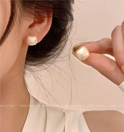 High Sense Niche Imitation Pearl Simple Full Earrings