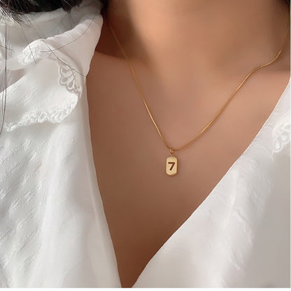 Graceful Exquisite Cold Wind Clavicle Chain Necklaces