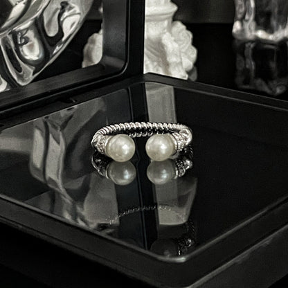 Women's High-grade Bow Open-end Pearl Cold Style Rings