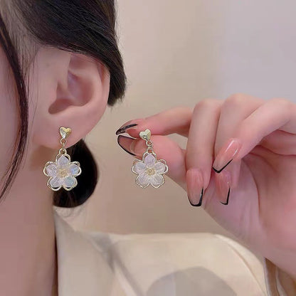 Affordable Luxury Fashion High-grade Small Fresh Flower Earrings