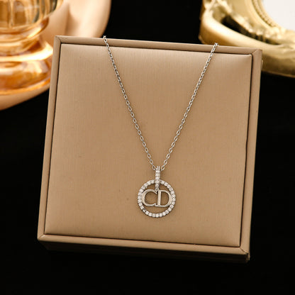 Women's Steel Ornament Design High-grade Light Luxury Necklaces