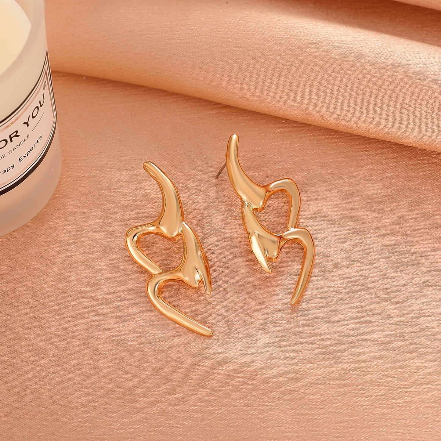 Exaggerated Note Ear Female French Minority Earrings