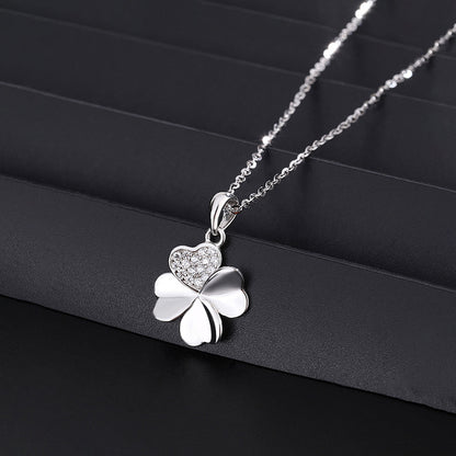 Women's Clover Cold Style Clavicle Chain High-grade Necklaces