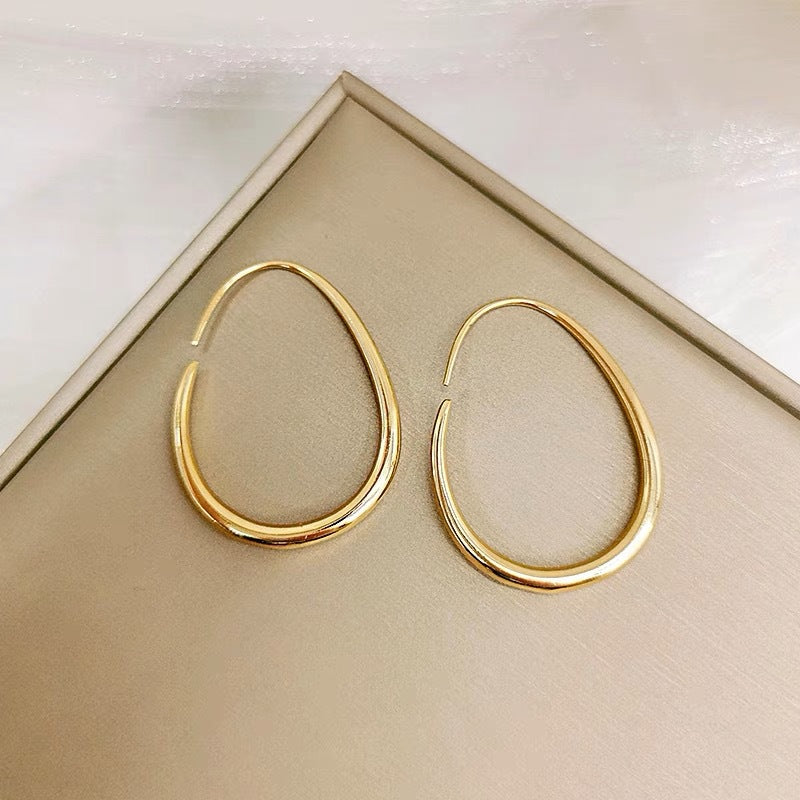 Personality Retro Style Temperament Simple Cold Hoop Ear Earrings