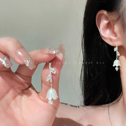 Women's Sier Needle Fresh Flower For Trendy Earrings