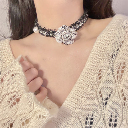 White Rose Classic Style Clavicle Chain Neck Necklaces