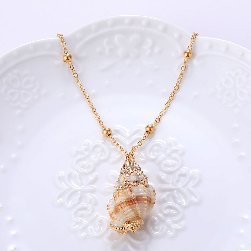 Women's & Men's Style Natural Shell Gold-plated Edge Alloy Necklaces