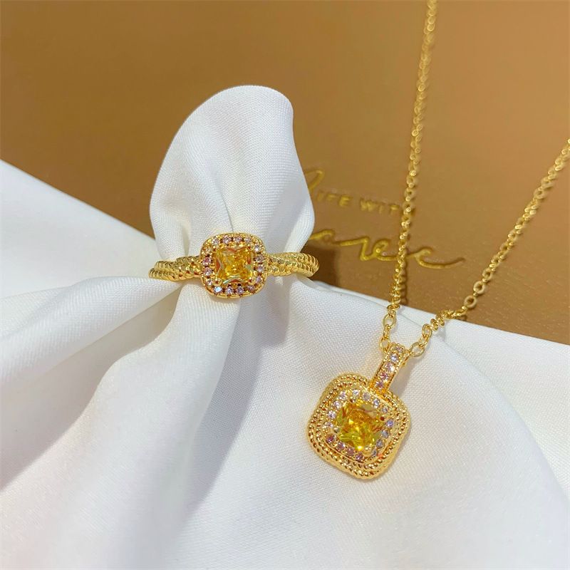 Cube Female Citrine Clavicle Chain Light Pendants