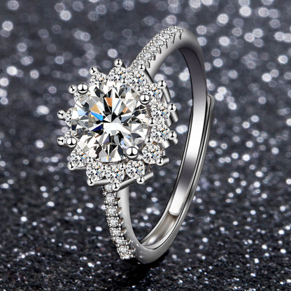 Beautiful Moissanite Live Streaming On Karat Rings