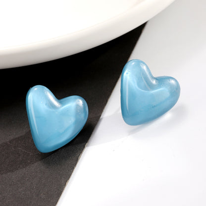 Women's Exquisite Love Heart Simple High-grade Ear Earrings