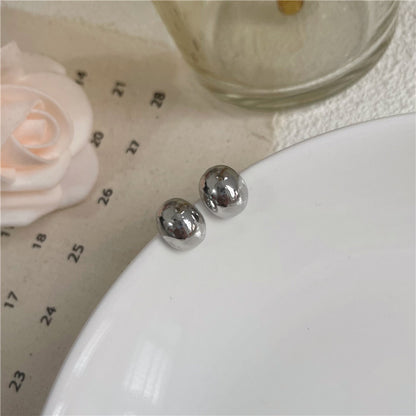 Women's Needle Small Beans Fashionable Light Luxury Earrings