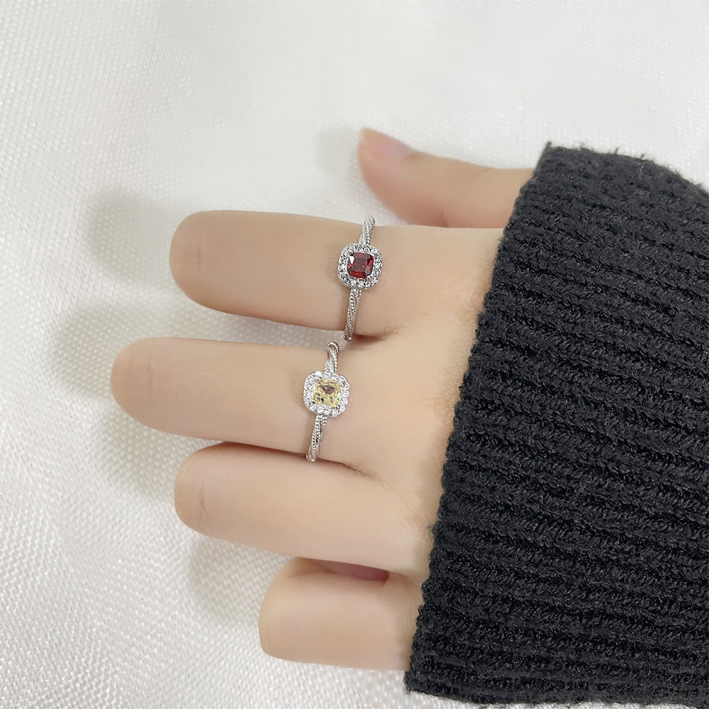 Women's Combination Twin Square Red Zircon Twist Gold Rings