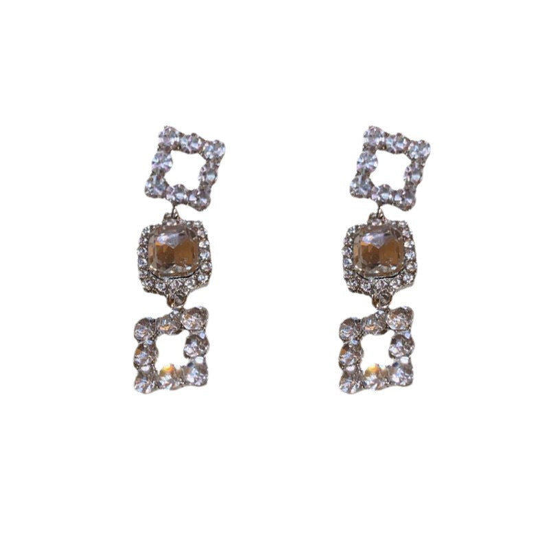 Luxurious Long Shiny Crystal Goddess Temperament Earrings