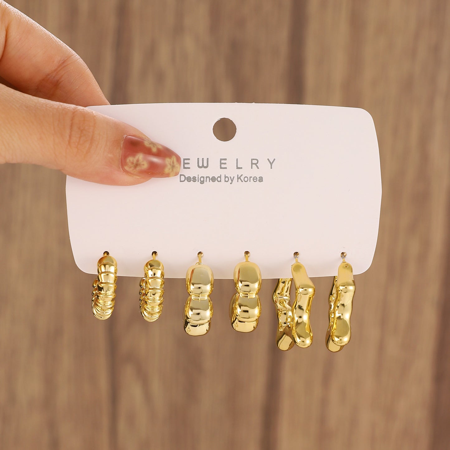 Women's Exaggerated Shaped Suit Personalized Gold Sier Earrings