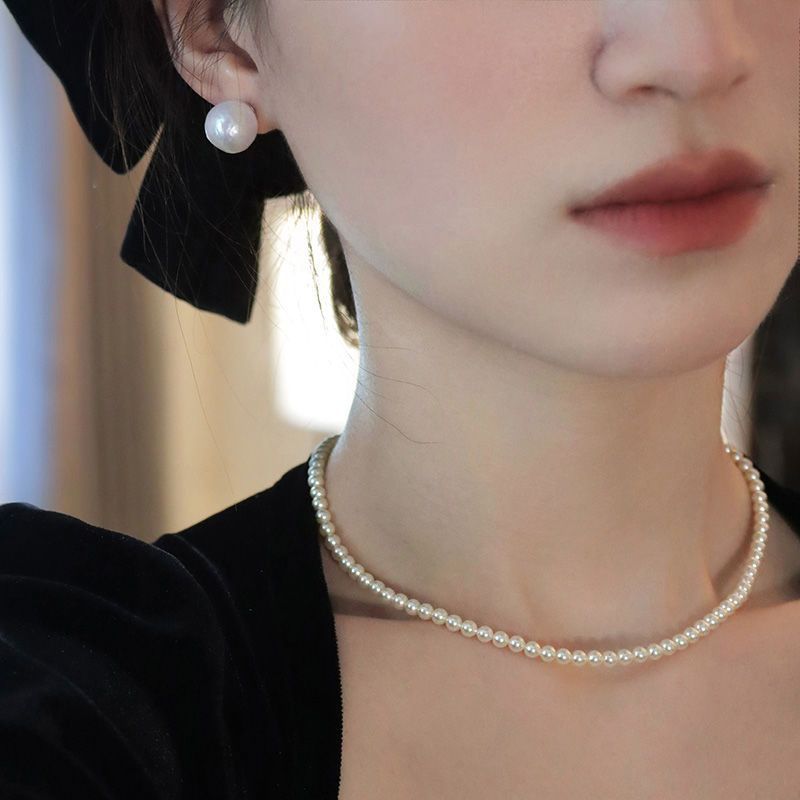 Women's Strong Light Pearl Twin Affordable Luxury Fashion Niche Necklaces