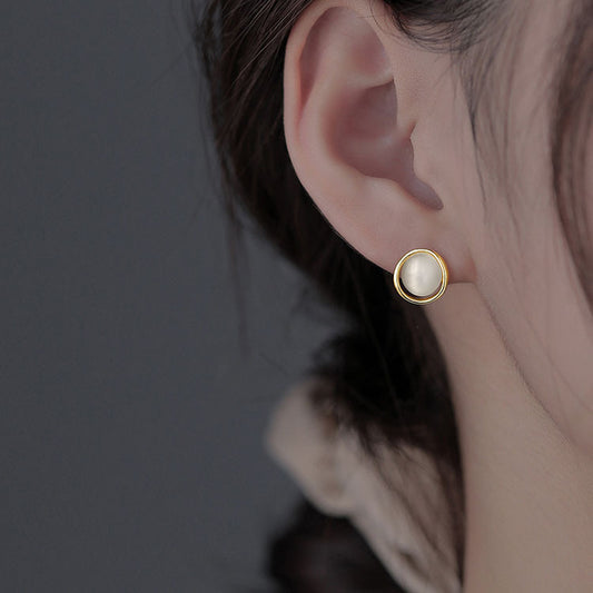 Women's Stone Ear Elegant Mini Petite Fashion Earrings