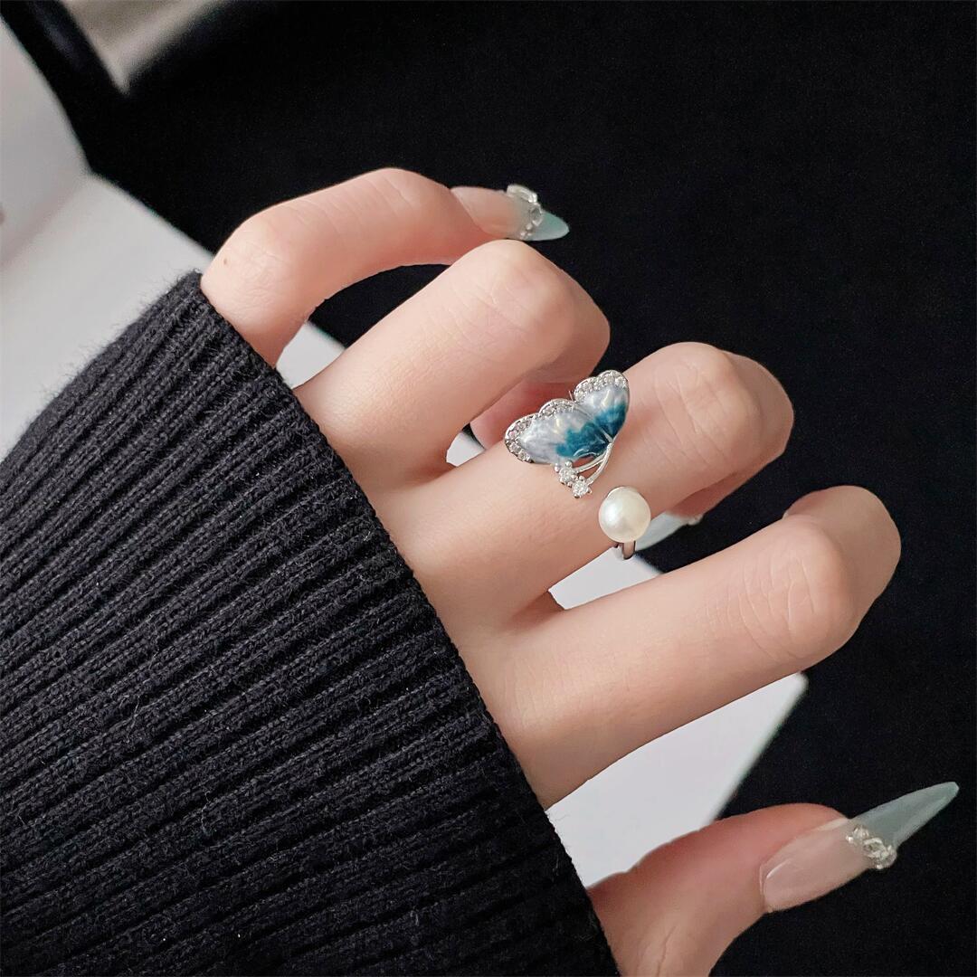 Women's Fresh Butterfly Exquisite Open Enamel Ice Rings