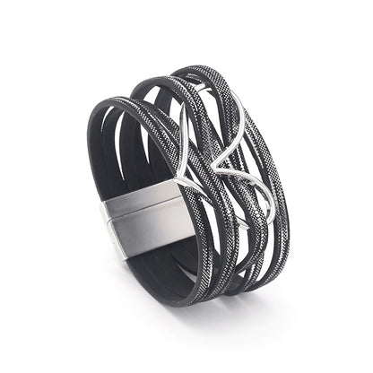 Women's High Quality Leather Fashion Love Heart Color Bracelets